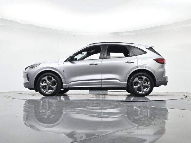 Certified 2023 Ford Escape ST-Line w/ Tech Pack #1 FWD image 36