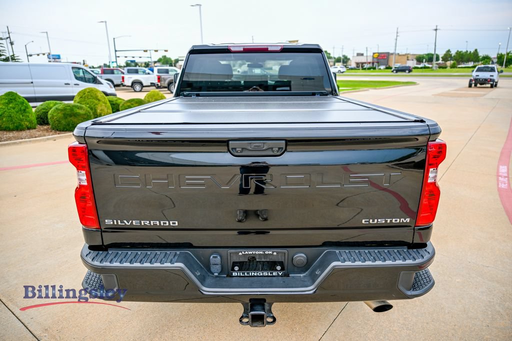 Used 2023 Chevrolet Silverado 2500 Custom w/ Custom Convenience Package AWD/4WD image 6