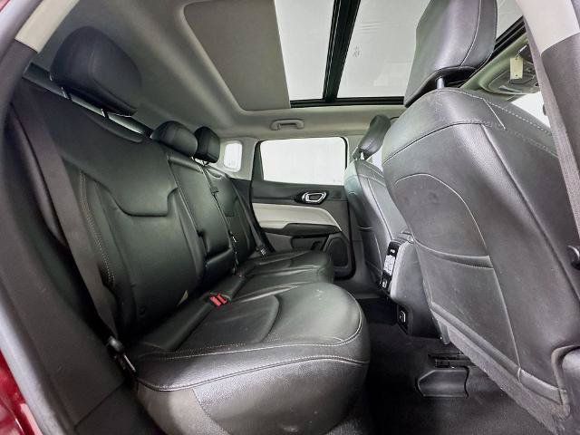 Used 2022 Jeep Compass Limited w/ Sun and Sound Group AWD/4WD image 26
