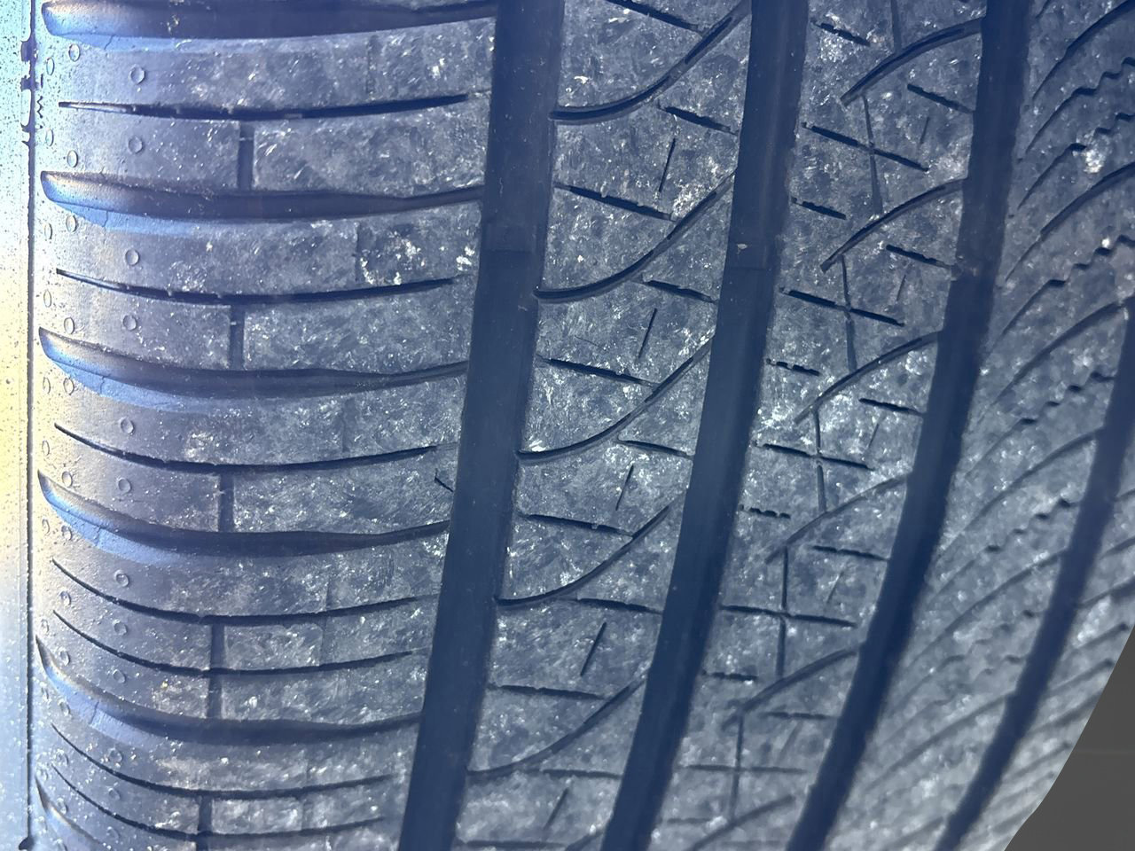 Certified 2025 Ford Explorer Platinum w/ Ultimate Package image 38