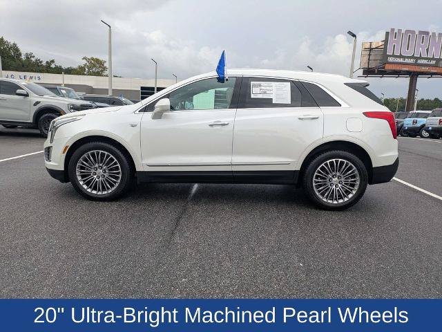 Used 2017 Cadillac XT5 Luxury w/ Driver Awareness Package FWD image 7