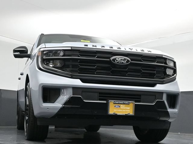Certified 2026 Ford Expedition Platinum w/ Stealth Performance Package AWD/4WD image 40
