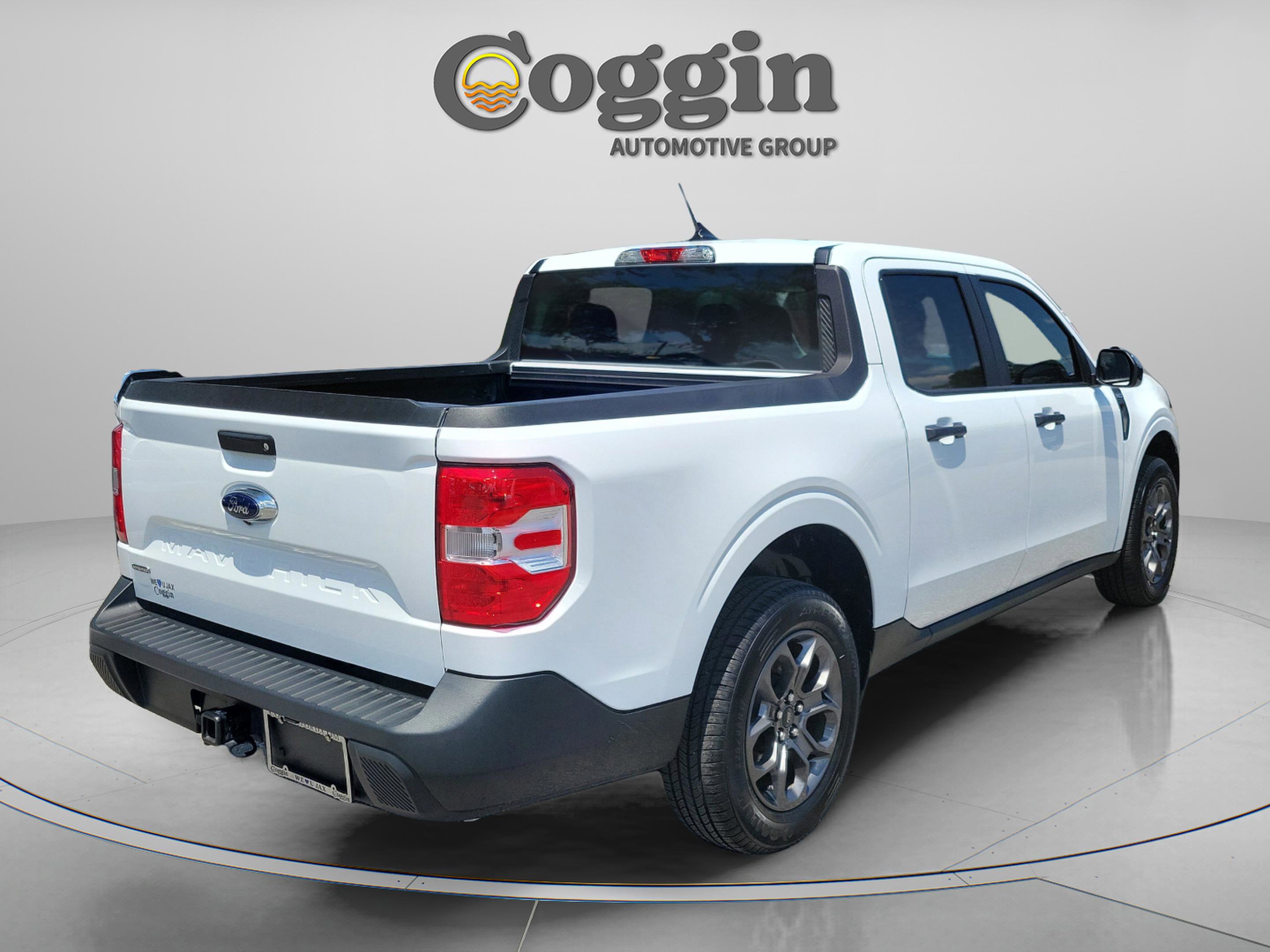 Certified 2024 Ford Maverick XLT w/ XLT Luxury Package FWD image 3