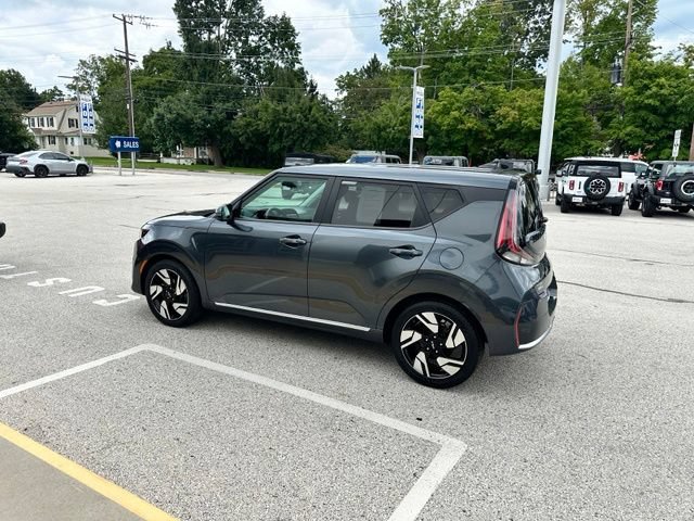 Used 2023 Kia Soul GT-Line FWD image 9