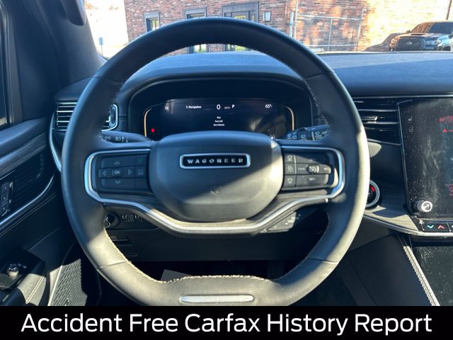 Used 2024 Jeep Wagoneer L Series II w/ Flexible Seating Group RWD image 16