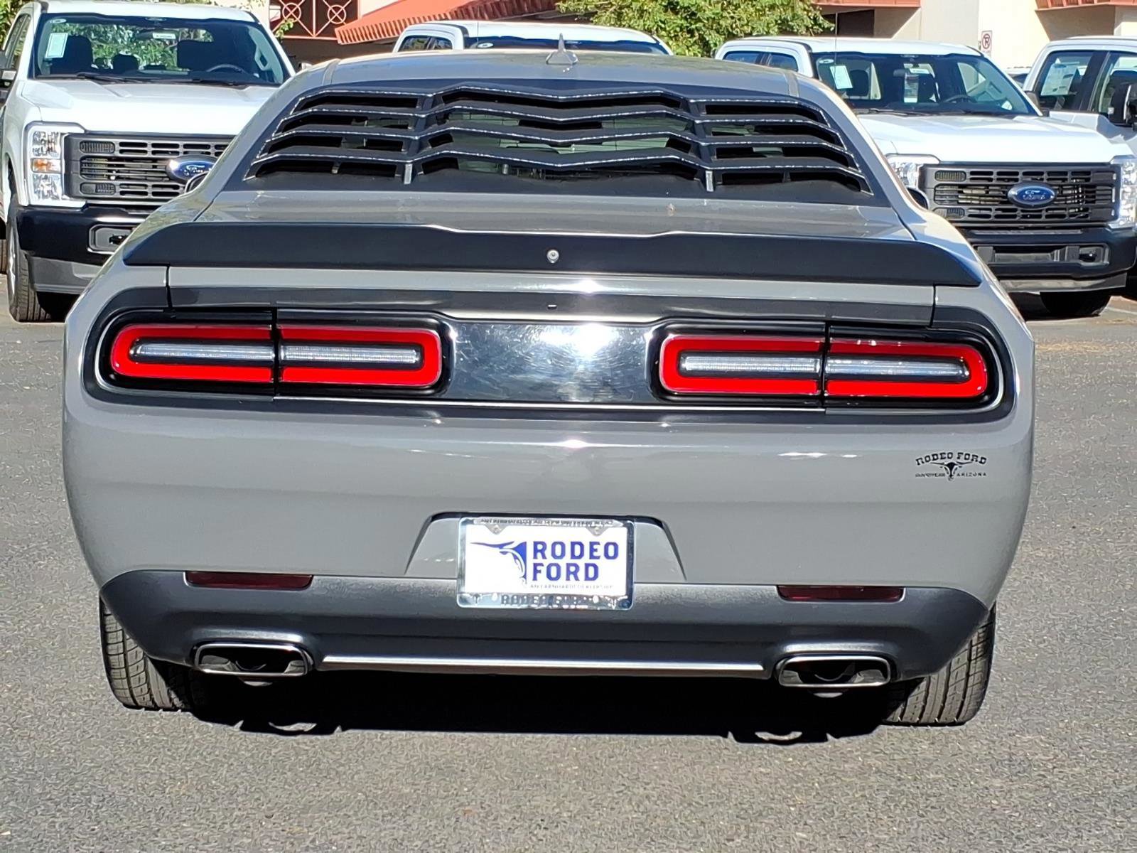 Used 2018 Dodge Challenger SXT w/ Blacktop Package image 4
