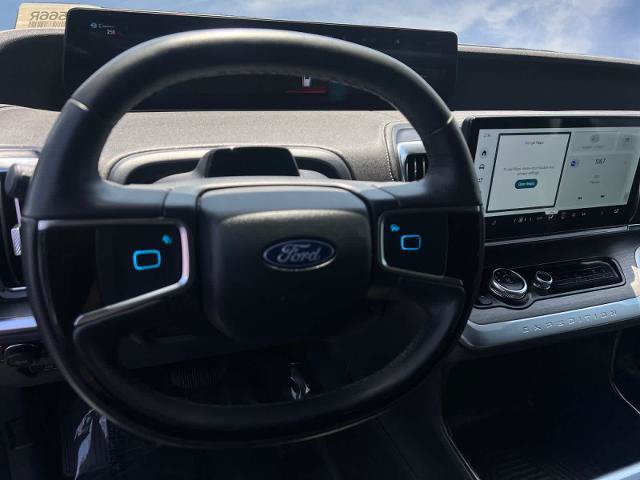 Certified 2025 Ford Expedition Max Platinum AWD/4WD image 11