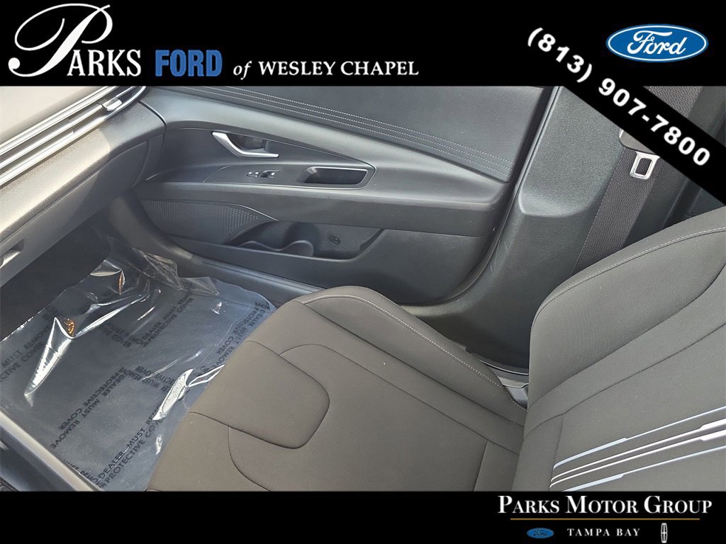 Used 2023 Hyundai Elantra SEL image 13