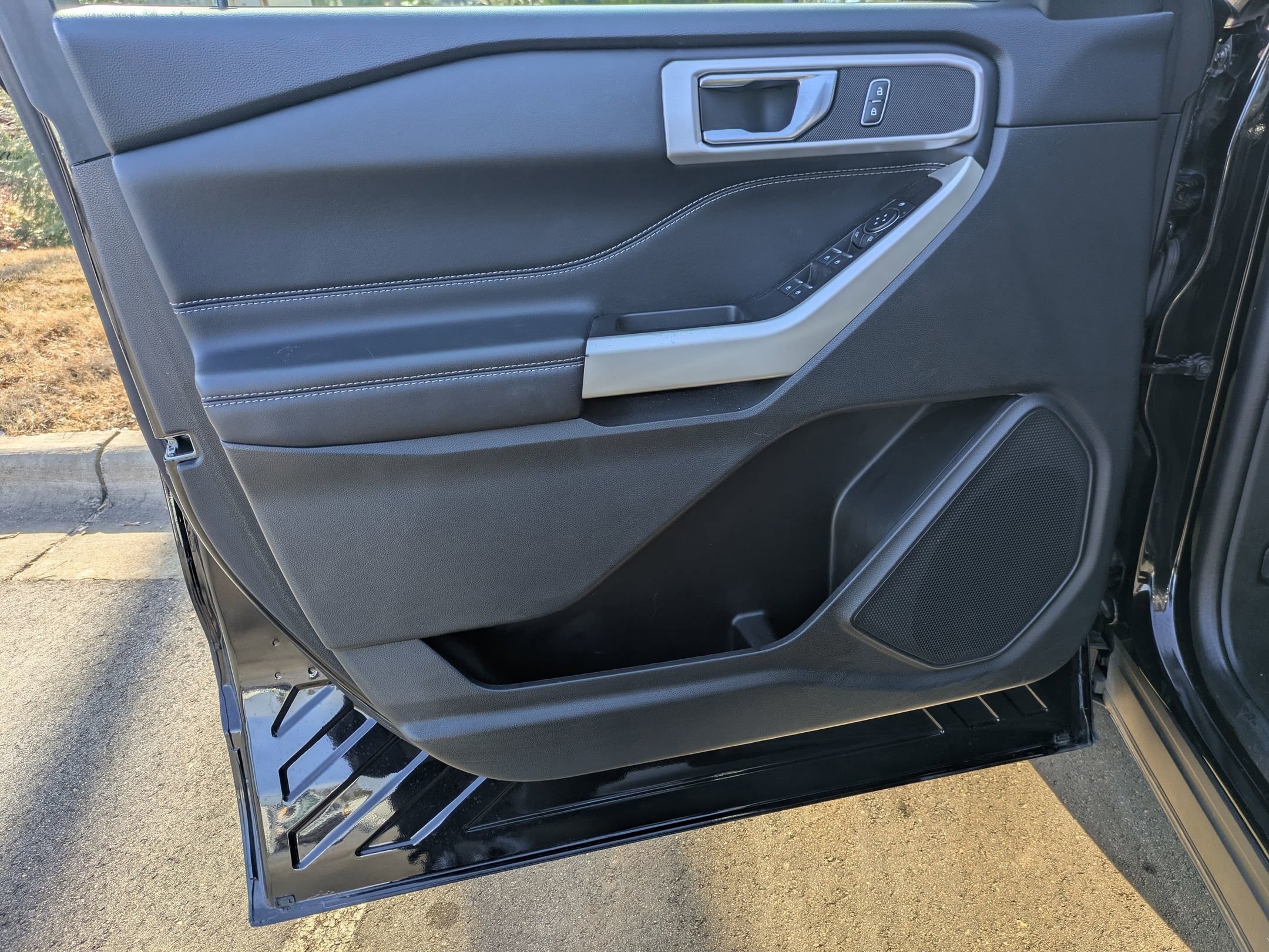 Certified 2022 Ford Explorer XLT image 10