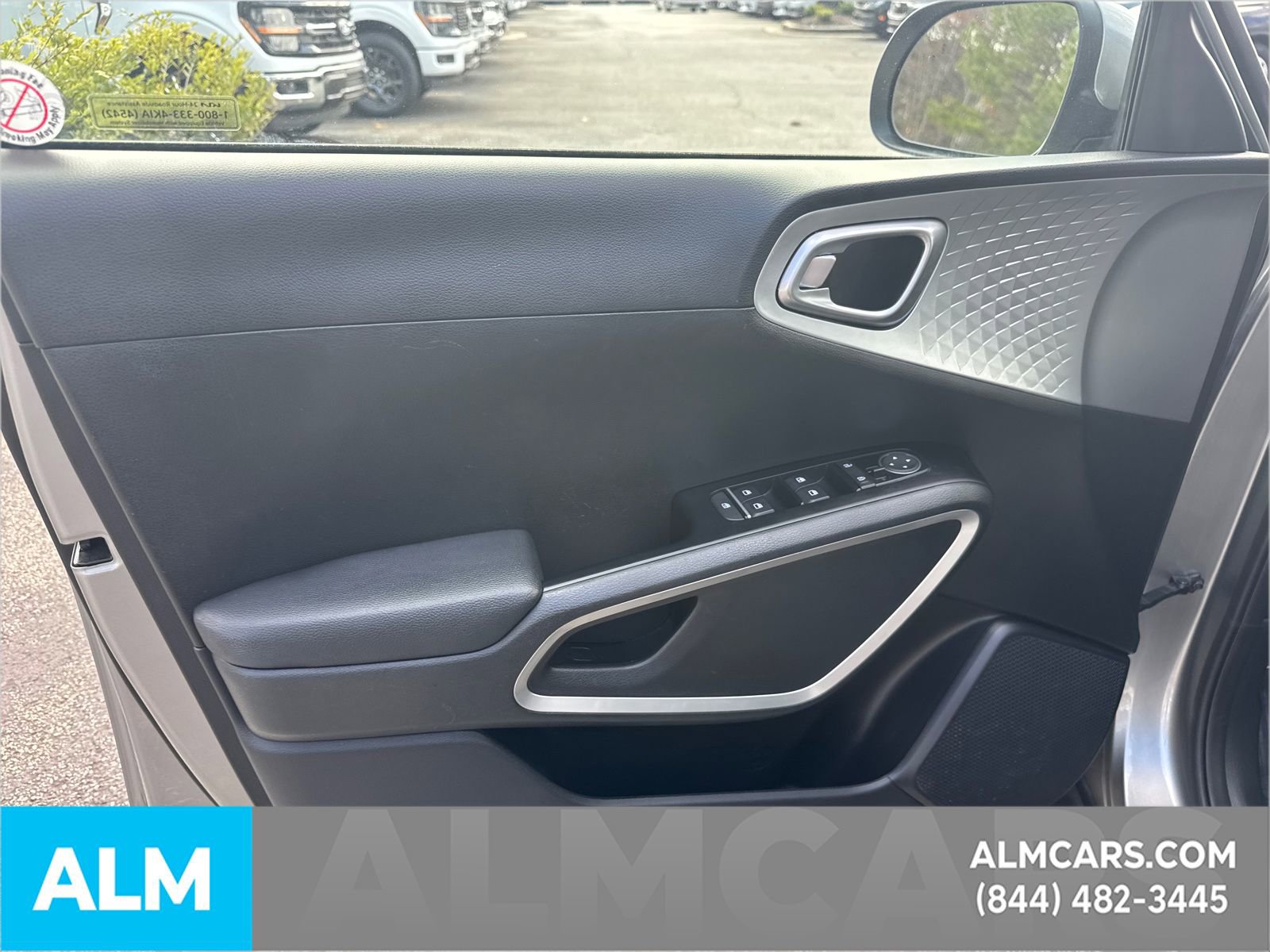 Used 2024 Kia Soul LX w/ Option Group 015 image 11