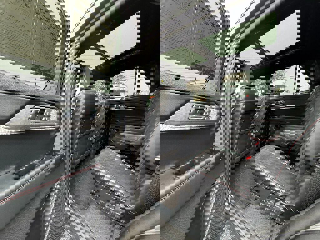 Certified 2025 Ford Explorer ST image 29