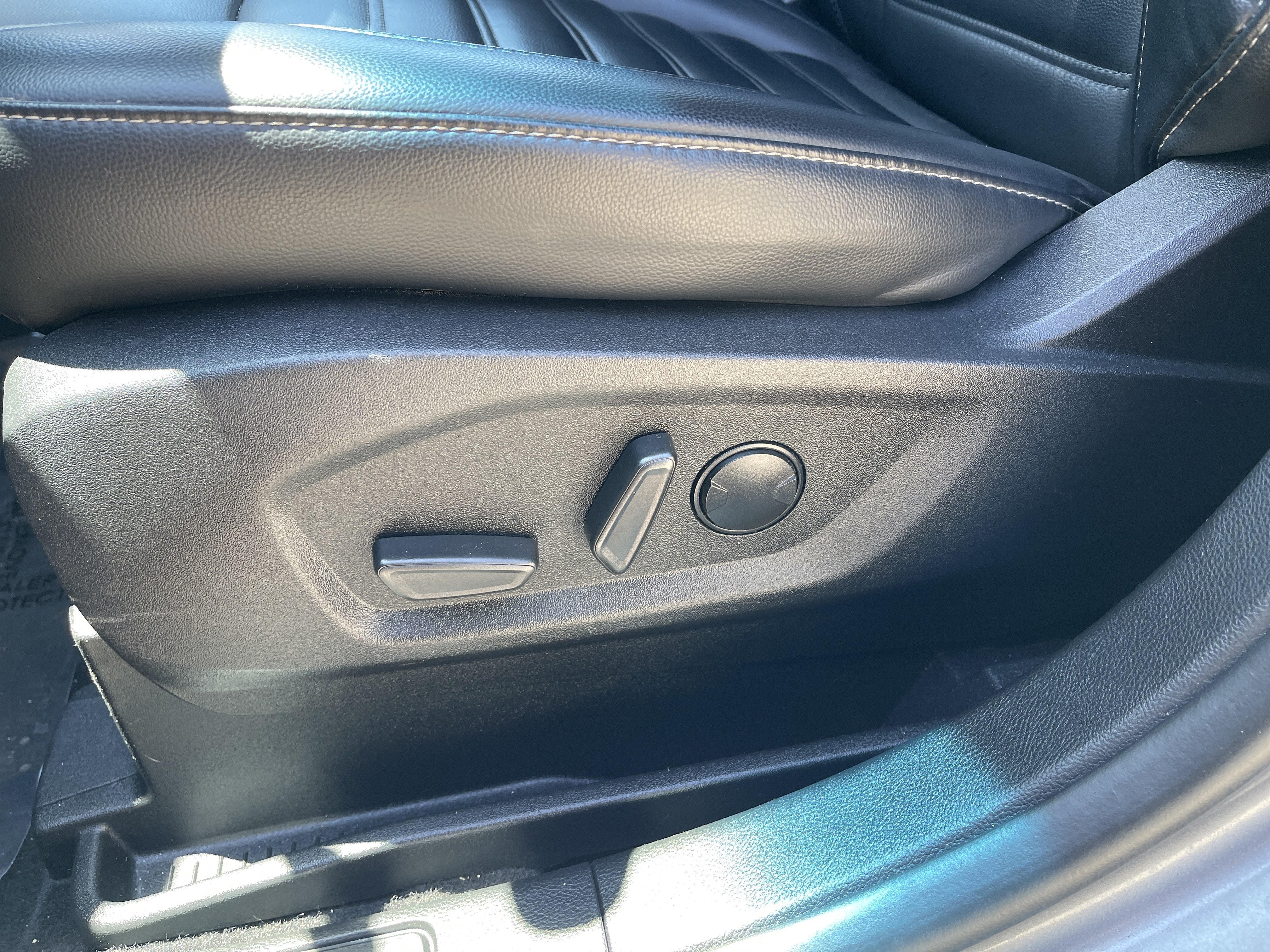 Certified 2024 Ford Edge SEL AWD/4WD image 14