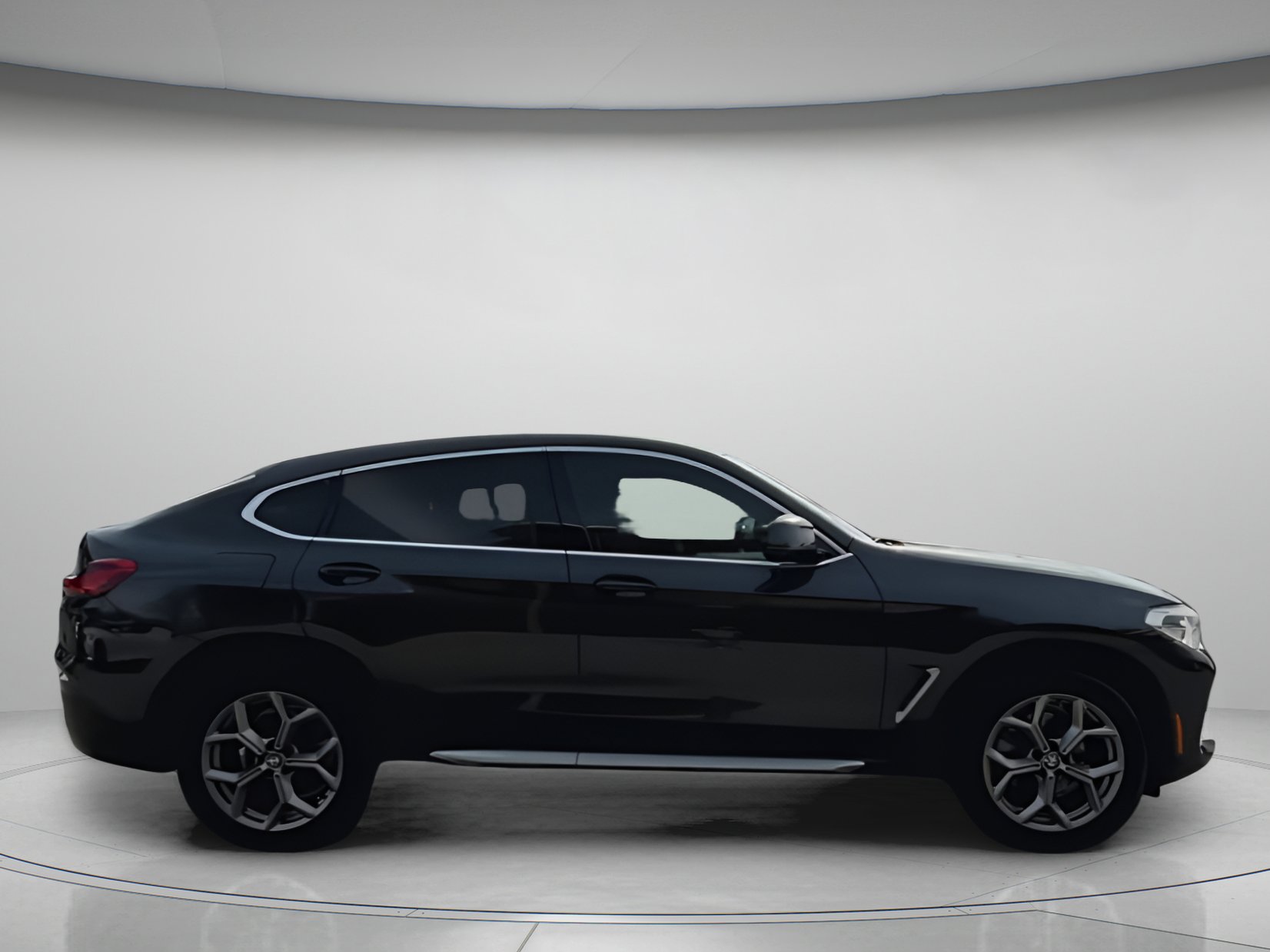 Used 2020 BMW X4 xDrive30i w/ Convenience Package image 32