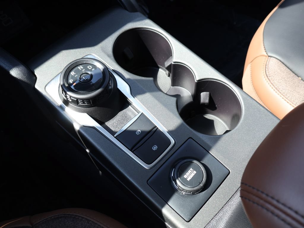 Certified 2025 Ford Bronco Sport Outer Banks w/ Outer Banks Tech Package+ AWD/4WD image 38