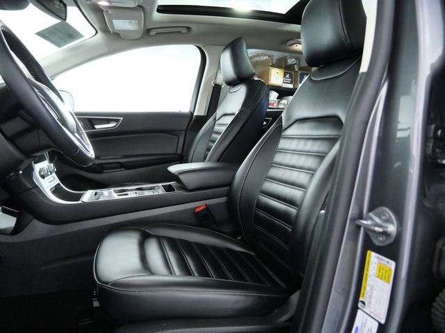 Certified 2024 Ford Edge SEL w/ Convenience Package AWD/4WD image 16