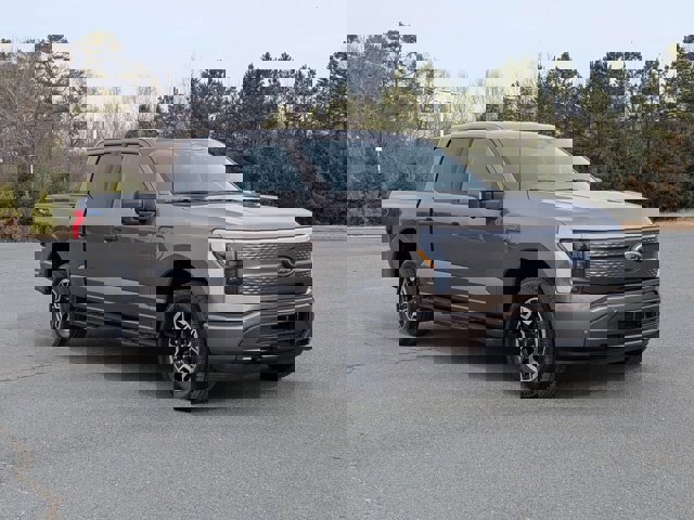 Certified 2023 Ford F150 Lightning XLT image 7