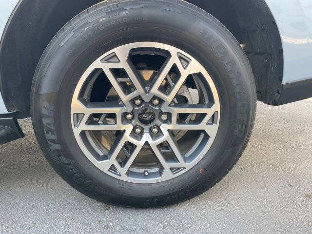 Certified 2025 Ford Expedition Active image 18