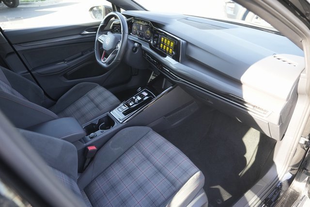 Used 2024 Volkswagen GTI S image 17