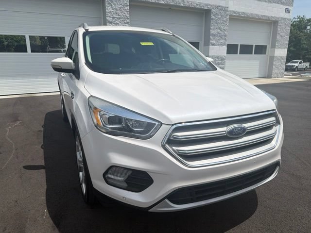 Certified 2019 Ford Escape Titanium AWD/4WD image 9