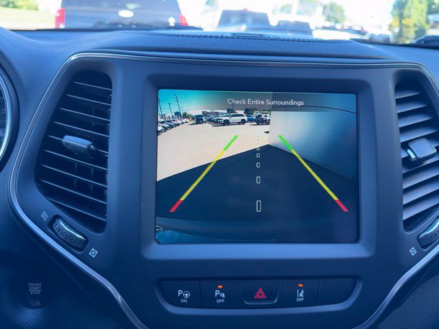 Used 2023 Jeep Cherokee Altitude Lux AWD/4WD image 22