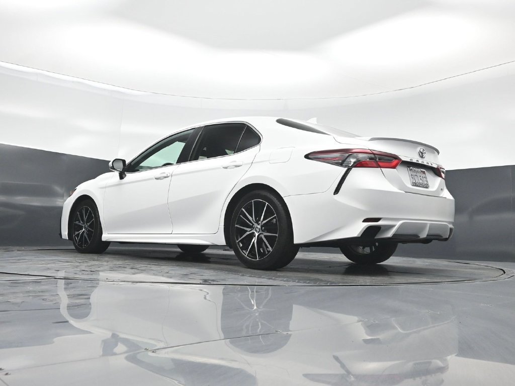 Used 2023 Toyota Camry SE w/ Cold Weather Package FWD image 45