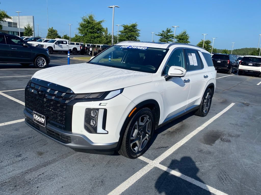 Used 2024 Hyundai Palisade Limited AWD/4WD image 3