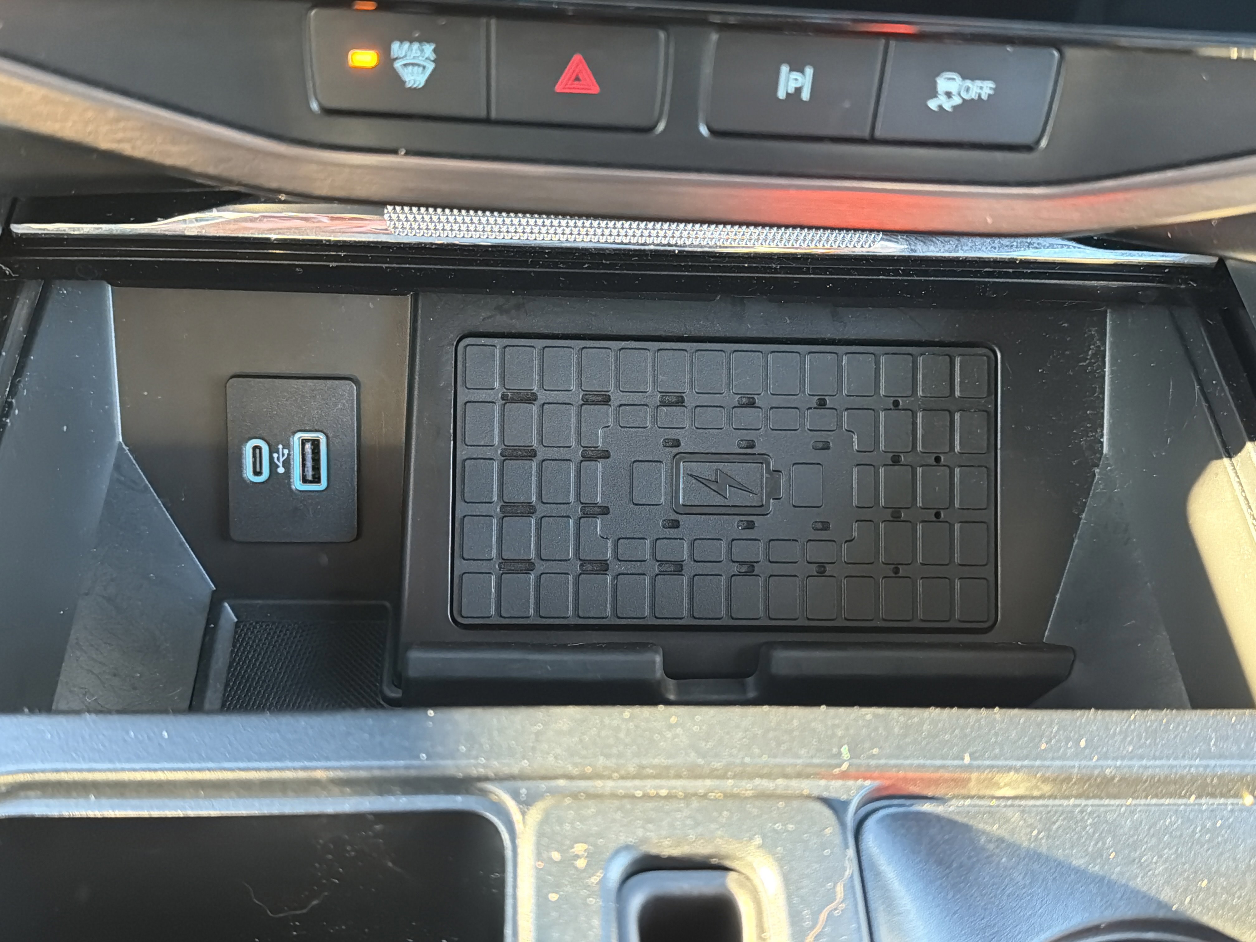 Certified 2023 Ford F150 Lightning Lariat w/ Max Trailer Tow Package image 23