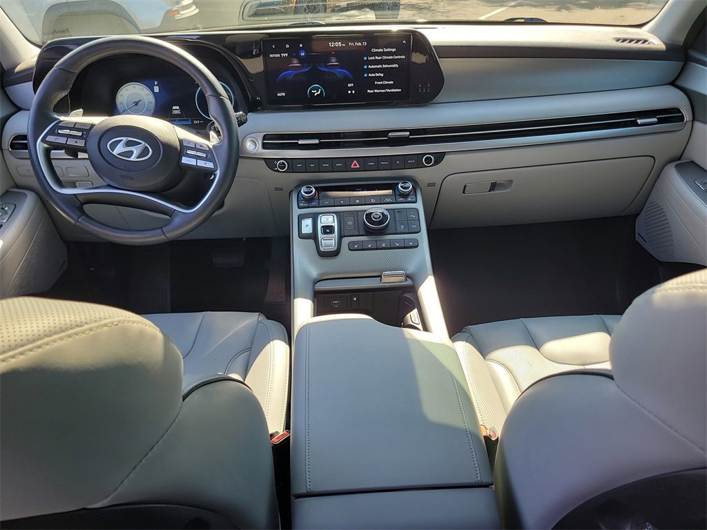 Used 2024 Hyundai Palisade SEL w/ Premium Package image 12