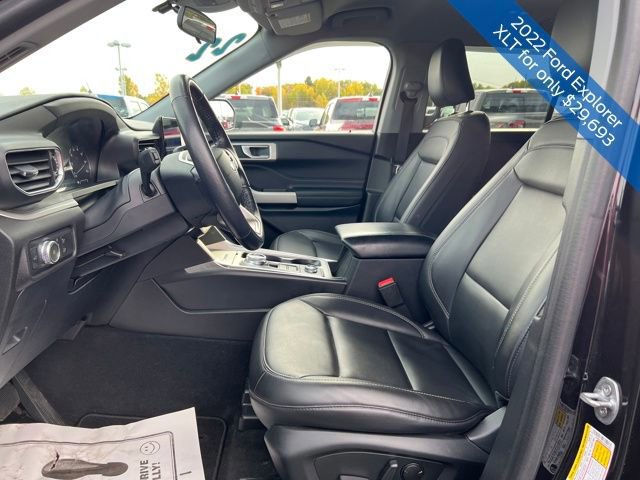 Certified 2022 Ford Explorer XLT w/ Equipment Group 202A image 16