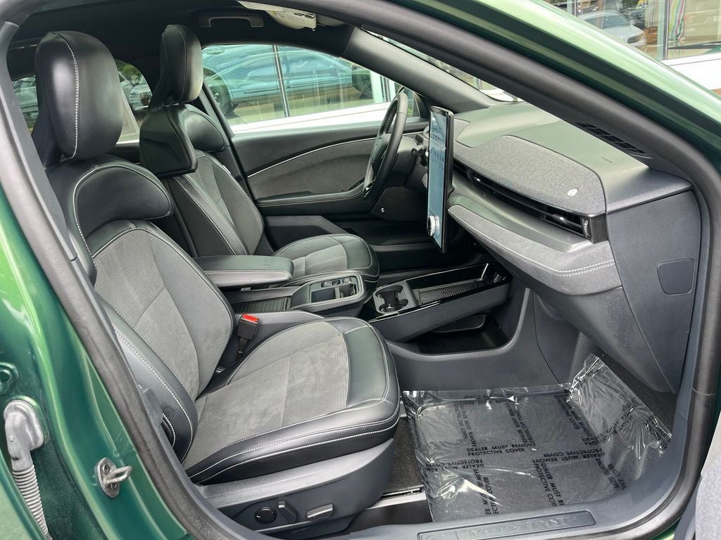 Certified 2025 Ford Mustang Mach-E GT AWD/4WD image 22