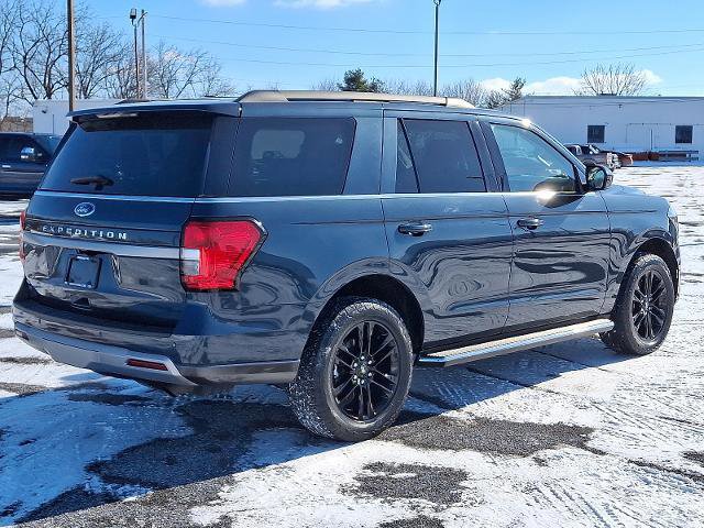 Certified 2022 Ford Expedition XLT image 4