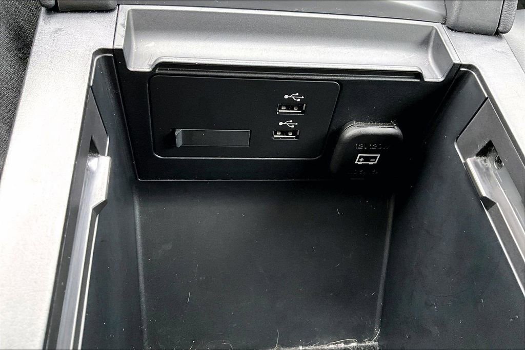 Used 2023 MAZDA MAZDA3 s image 26