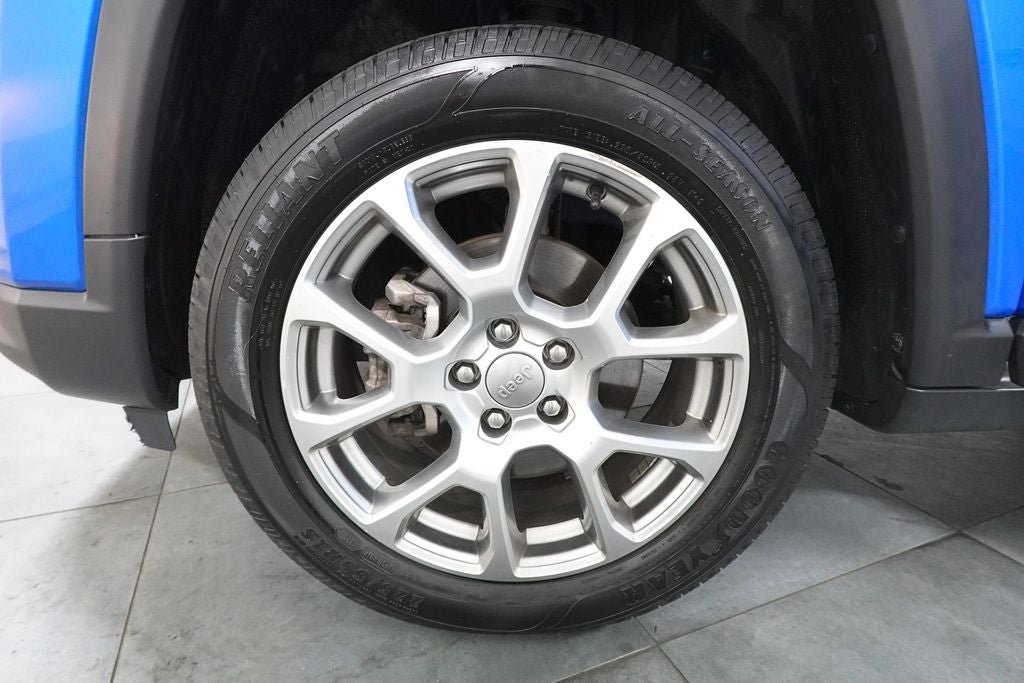 Used 2022 Jeep Compass Latitude AWD/4WD image 33