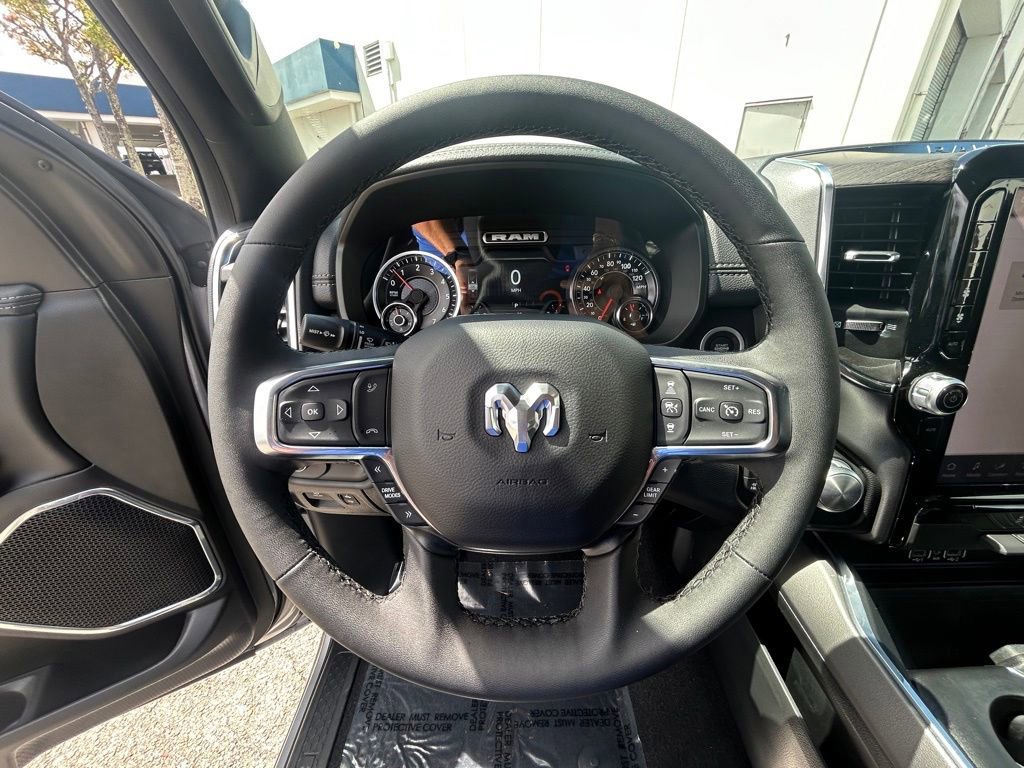 Used 2025 RAM 1500 Laramie image 59