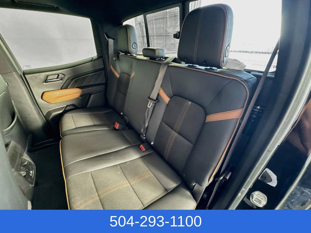 Used 2024 GMC Canyon AT4 w/ LPO, Off Road Lift Package AWD/4WD image 26