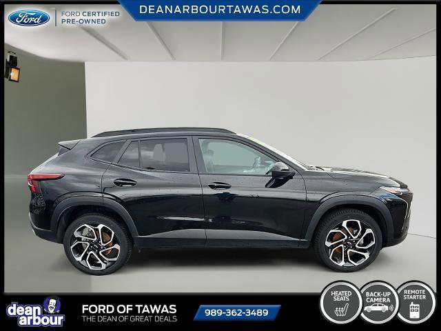 Used 2024 Chevrolet Trax RS image 2