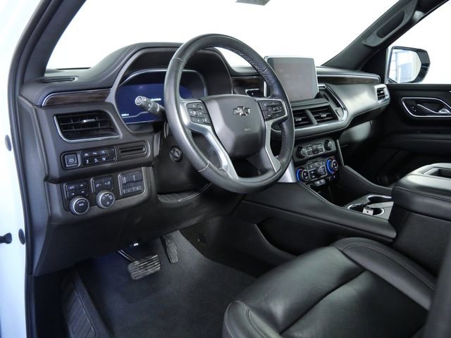 Used 2023 Chevrolet Tahoe Z71 w/ Luxury Package AWD/4WD image 17