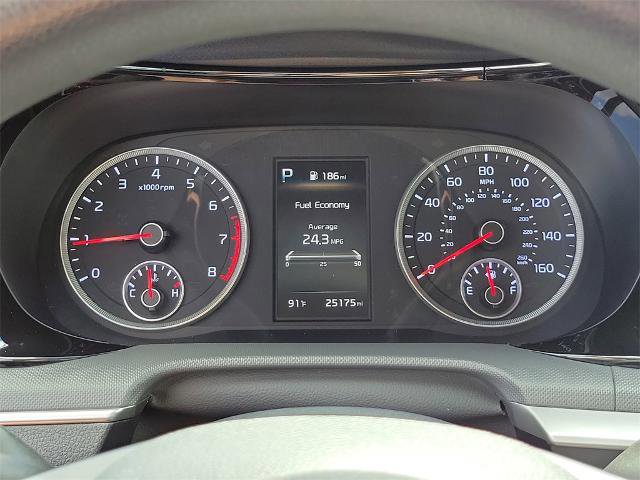 Used 2022 Kia K5 LXS image 24