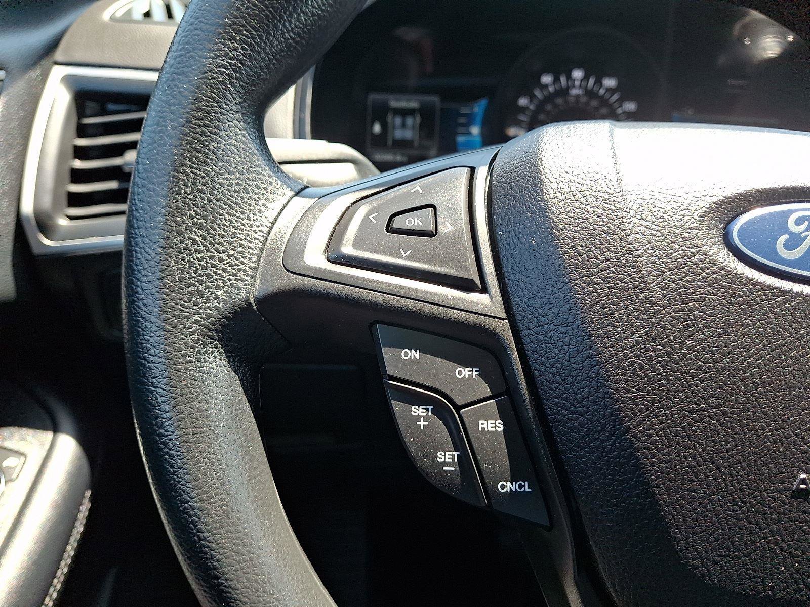 Certified 2022 Ford Edge SE w/ Black Appearance Package AWD/4WD image 20