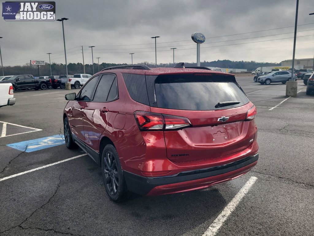 Used 2024 Chevrolet Equinox RS w/ RS Leather Package image 5