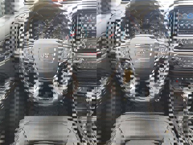 Used 2022 GMC Canyon AT4 w/ Trailering Package image 9