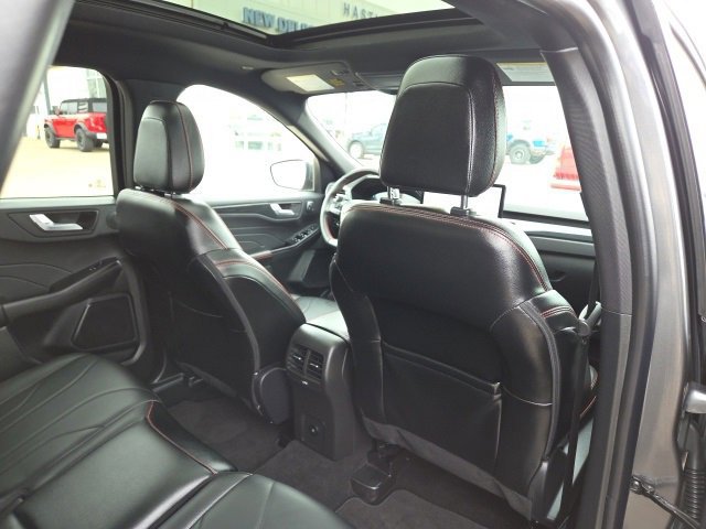 Certified 2025 Ford Escape ST-Line Elite w/ Premium Technology Package image 42