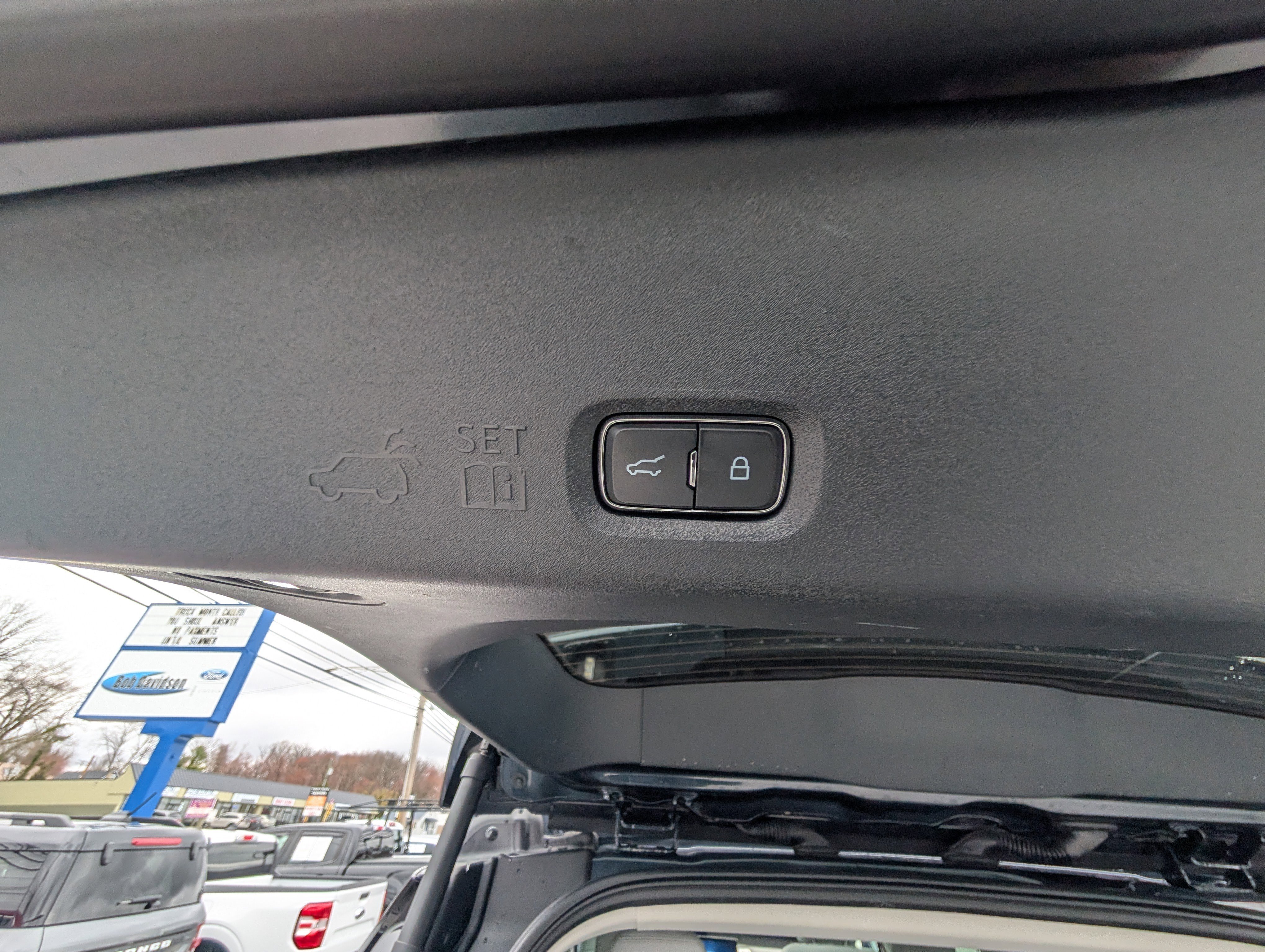 Certified 2025 Ford Expedition Max Platinum AWD/4WD image 17