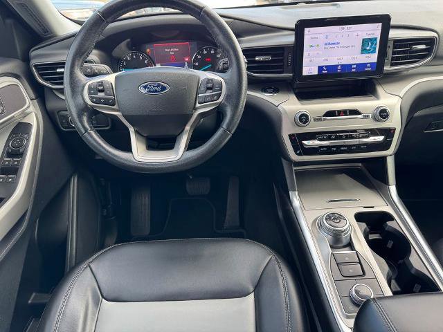 Certified 2022 Ford Explorer XLT w/ Equipment Group 202A image 14