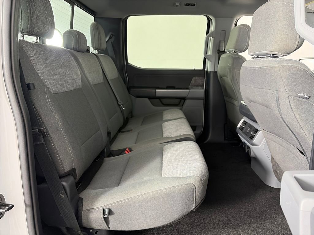 Certified 2021 Ford F150 XLT w/ Equipment Group 302A High image 31