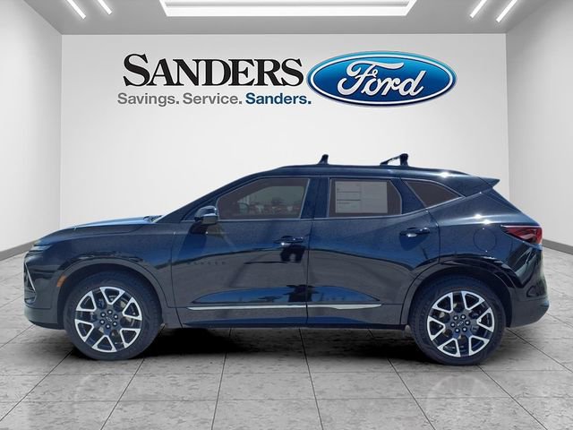 Used 2023 Chevrolet Blazer RS image 2