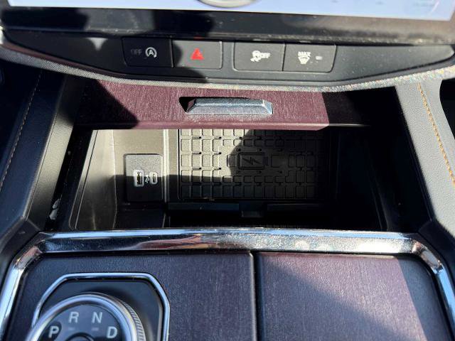 Certified 2024 Ford Expedition Max Platinum image 17