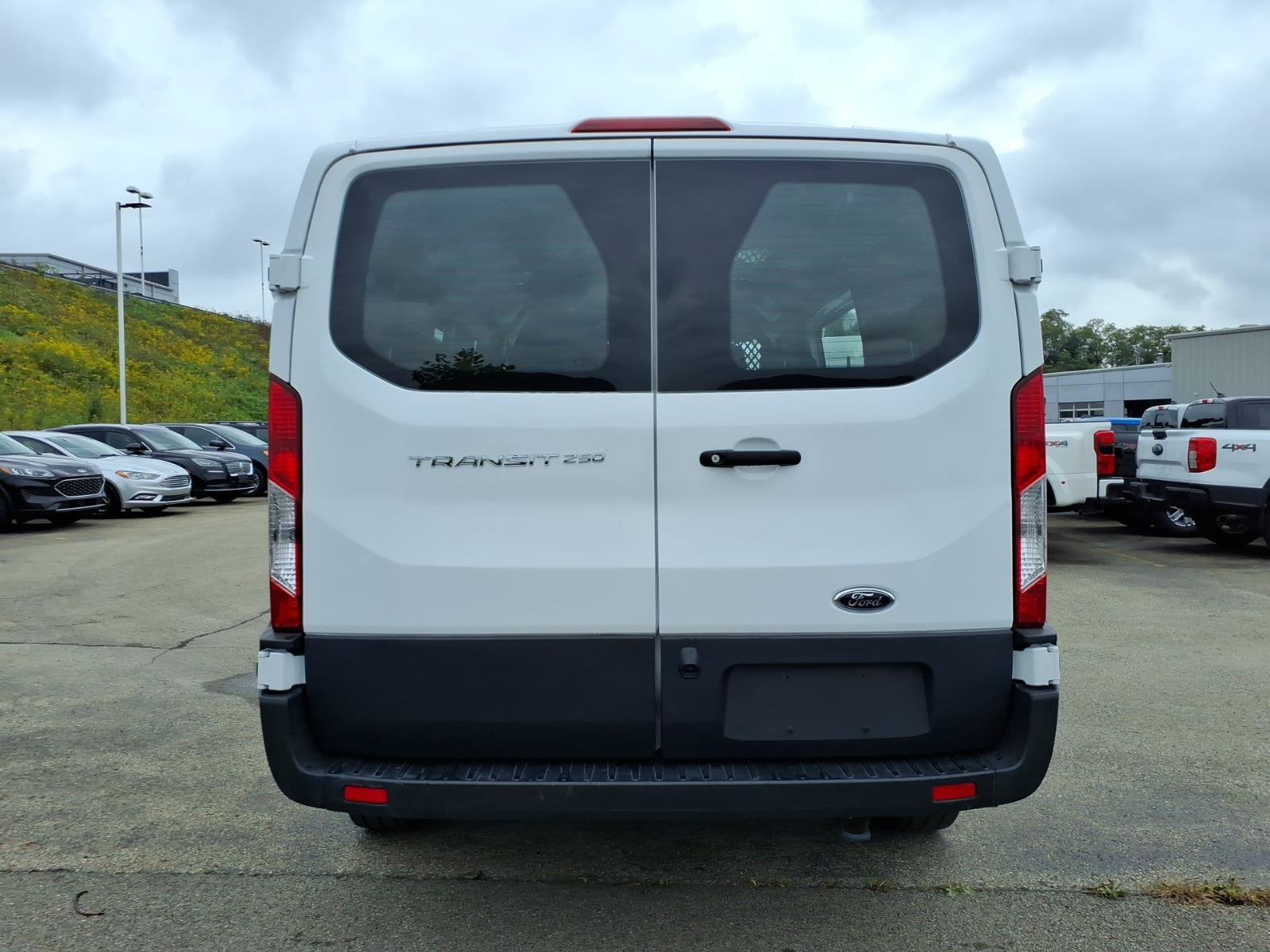 Certified 2025 Ford Transit 250 Low Roof w/ Exterior Upgrade Package RWD image 5