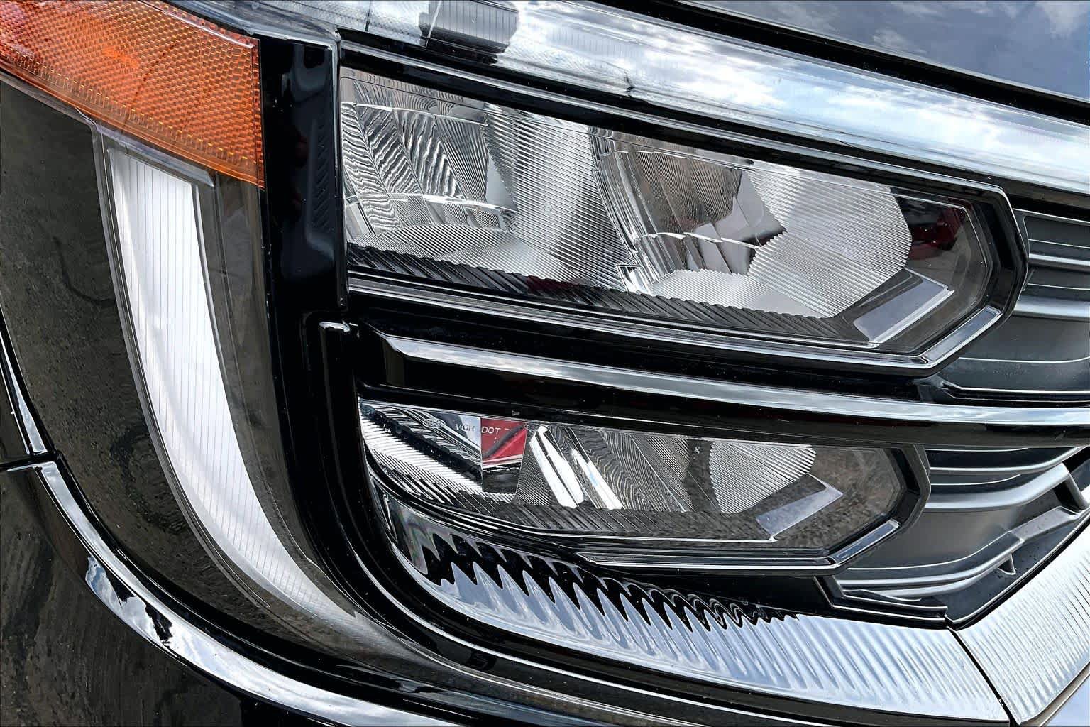 Certified 2025 Ford Expedition Active RWD image 27