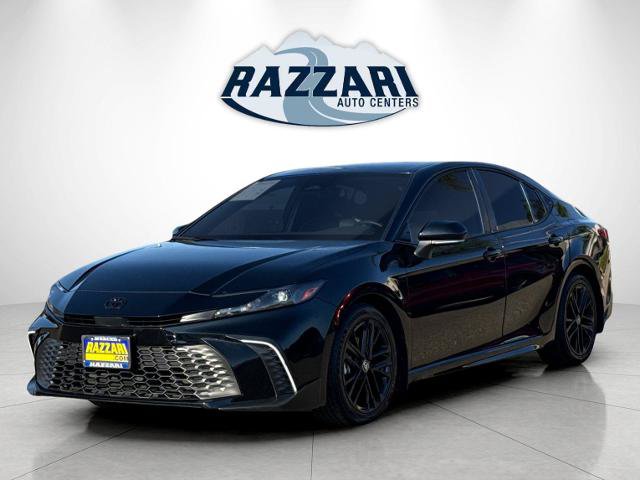 Used 2026 Toyota Camry SE FWD image 7